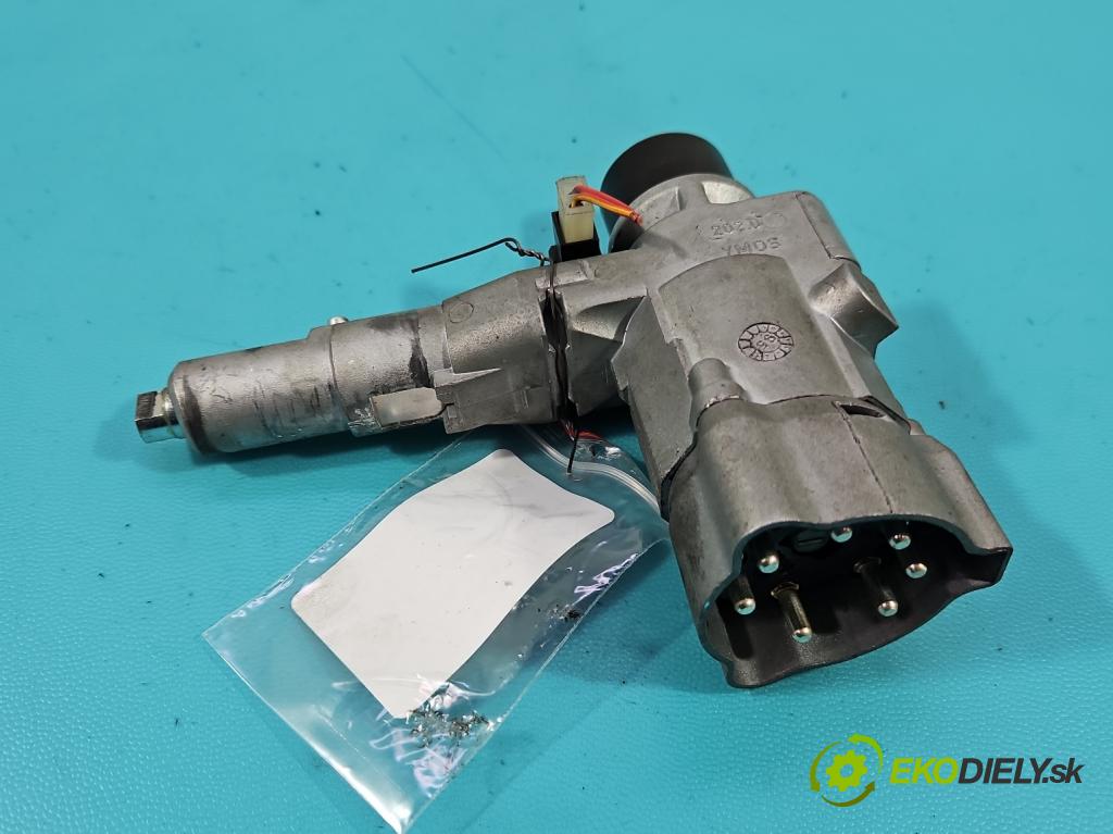 Mercedes C W202 1993-2001 1.8 122 HP manual 90 kW 1799 cm3 4- Spínačka  (Spínacia skrinka)