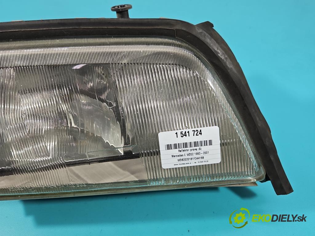 Mercedes C W202 1993-2001 1.8 122 HP manual 90 kW 1799 cm3 4- Reflektor: pravý  (Svetlo predné pravé)