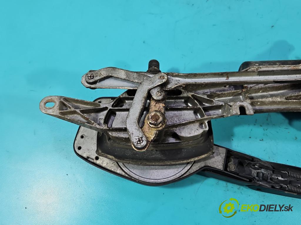 Mercedes C W202 1993-2001 1.8 122 HP manual 90 kW 1799 cm3 4- motor stieračov predné 2028205342