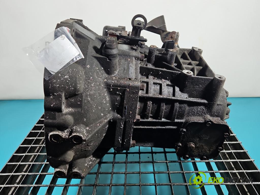 Kia Carens III  2006-2013 2.0 16V 144 HP manual 106 kW 1998 cm3 5- prevodovka stupeň,rýchlosť manual L7