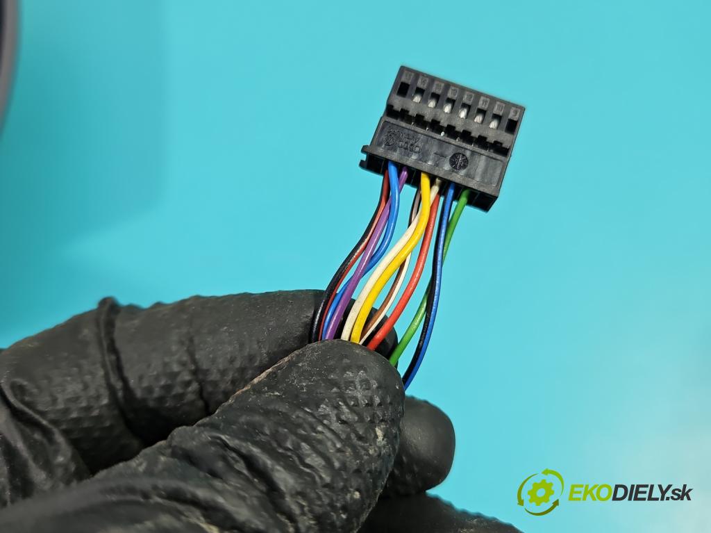 Vw Passat B6 2005-2010 2.0 tdi 140 HP automatic 103 kW 1968 cm3 4- zrkadlo ľavé  (Kľučka dverí ostatné)