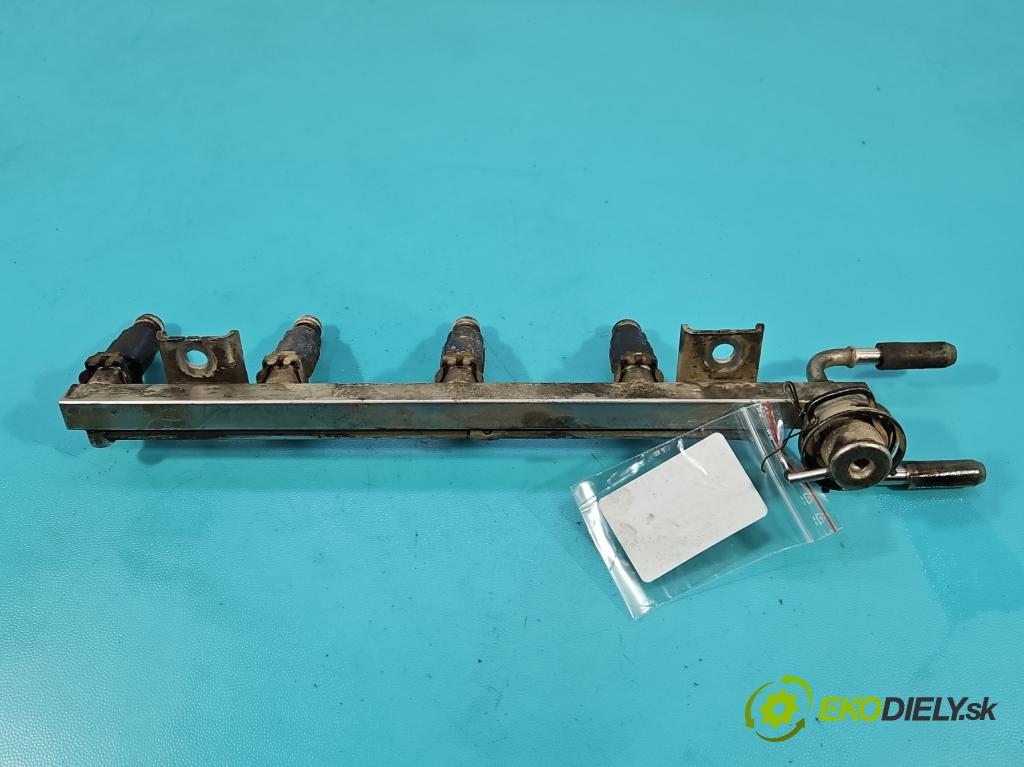 Nissan Micra K11 1992-2003 1.0 16V 60 hp manual 44 kW 998 cm3 3- vstřikovač 16600-1F700 (Vstřikovač paliva)