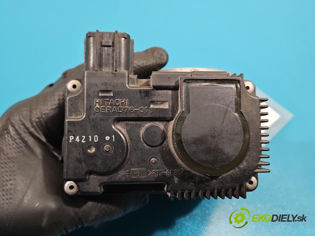 Nissan Murano Z50 2003-2008 3.5 V6 234KM automatic 172 kW 3498 cm3 5- klapka RME70-04 (Škrtiaca klapka)