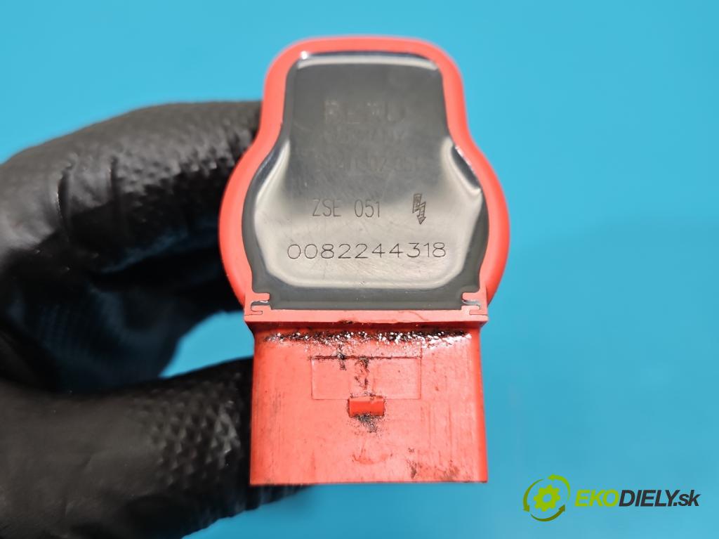 Audi A4 B6 2000-2004 2.0 20v 131 HP manual 96 kW 1984 cm3 4- cievka zapaľovacia 0040102051 (Zapaľovacia cievka)