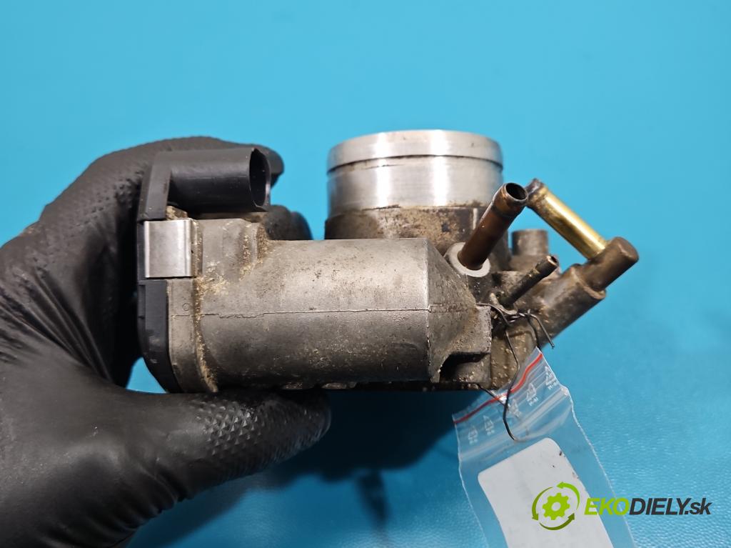 Audi A4 B6 2000-2004 2.0 20v 131 HP manual 96 kW 1984 cm3 4- klapka 06B133062H (Škrtiaca klapka)