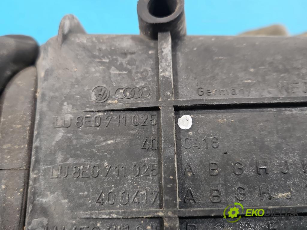 Audi A4 B6 2000-2004 2.0 20v 131 HP manual 96 kW 1984 cm3 4- Páka: Změny: stupeň,rýchlosť 8E0711025 (Rýchlostná páka (kulisa))