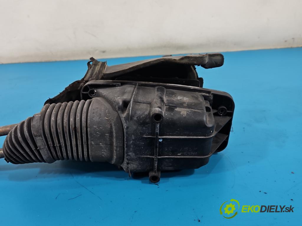 Audi A4 B6 2000-2004 2.0 20v 131 HP manual 96 kW 1984 cm3 4- Páka: Změny: stupeň,rýchlosť 8E0711025 (Rýchlostná páka (kulisa))