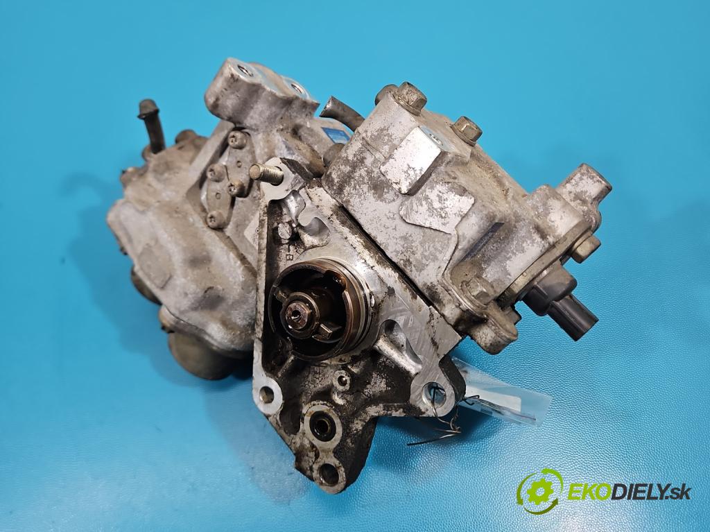Mitsubishi Carisma 1.8 gdi: 122 HP manual 90 kW 1834 cm3 5- čerpadlo palivo MD351017