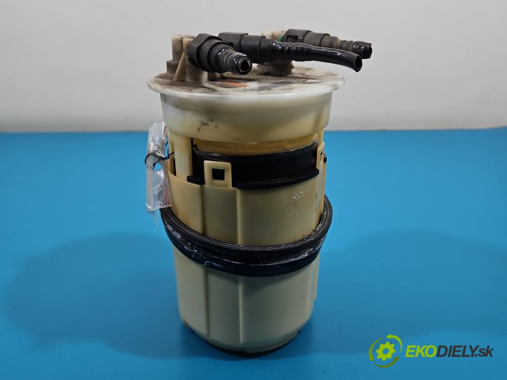 Mitsubishi Carisma 1.8 gdi: 122 HP manual 90 kW 1834 cm3 5- čerpadlo palivo 101961-5700