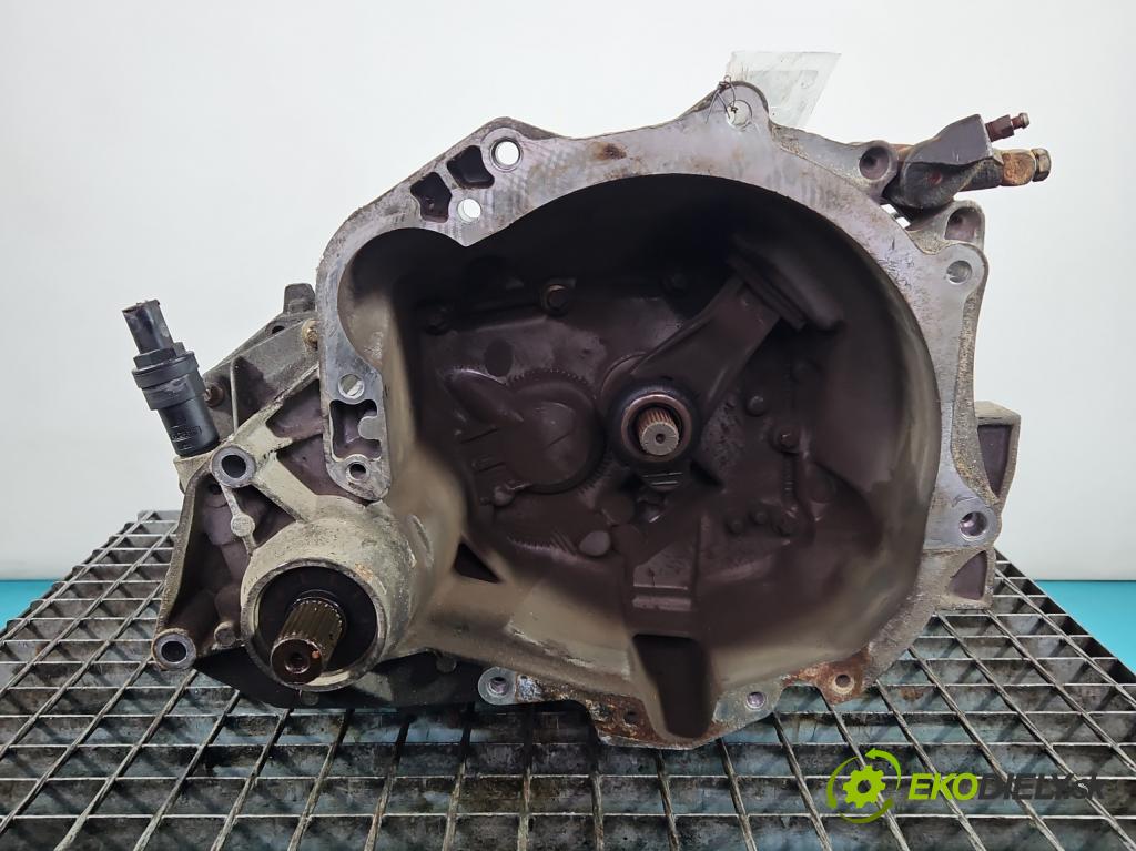 Mitsubishi Carisma 1.6 16V 103 HP manual 76 kW 1597 cm3 5- prevodovka stupeň,rýchlosť manual JB3 243