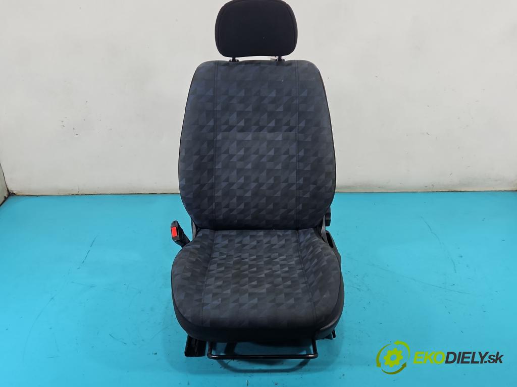 Opel Astra II 1998-2009 1.6 8V 84KM manual 62 kW 1598 cm3 5- Sedačka ľavý  (Sedadlo)