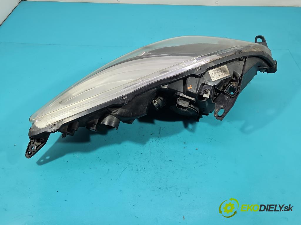 Renault Scenic III 2009-2016 1.5 dci 95 HP manual 70 kW 1461 cm3 5- Reflektor: ľavý 260600023R (Kľučka dverí ostatné)