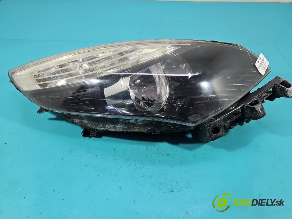 Renault Scenic III 2009-2016 1.5 dci 95 HP manual 70 kW 1461 cm3 5- Reflektor: pravý 89902925 (Svetlo predné pravé)