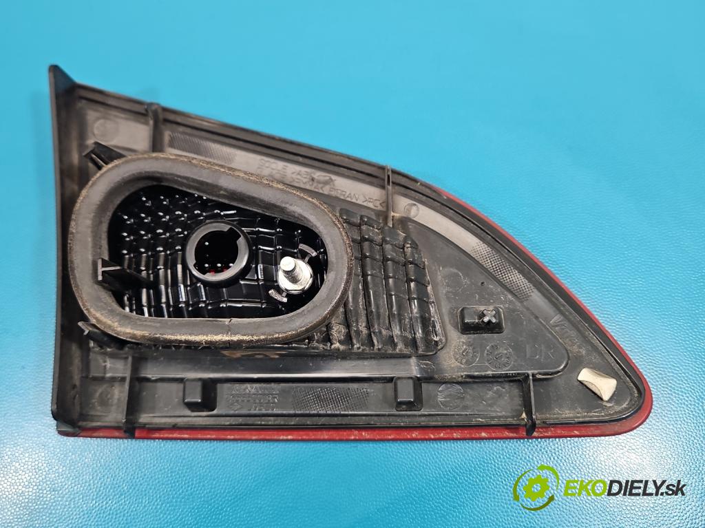 Renault Scenic III 2009-2016 1.5 dci 95 HP manual 70 kW 1461 cm3 5- svetlo / reflektor zadné pravé 265550018R (Kľučka dverí ostatné)