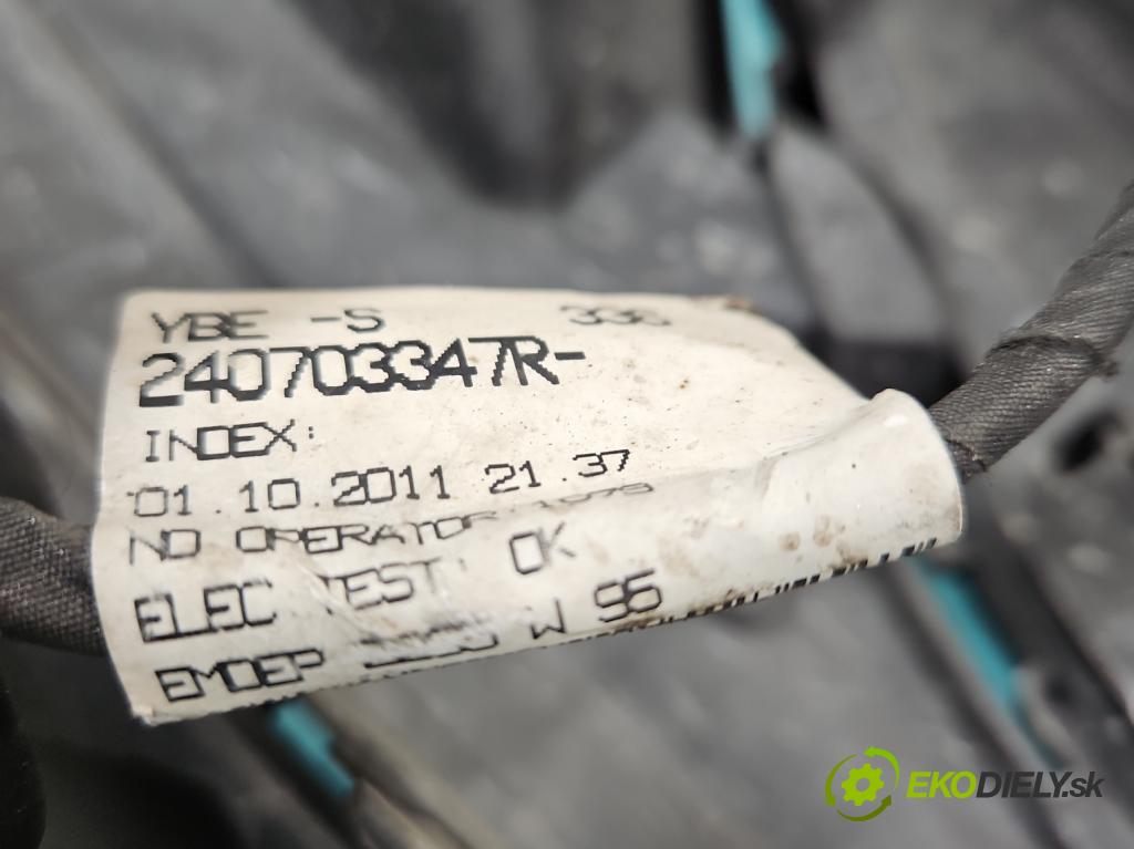 Renault Scenic III 2009-2016 1.5 dci 95 HP manual 70 kW 1461 cm3 5- nárazník predné 622545401R (Kľučka dverí ostatné)