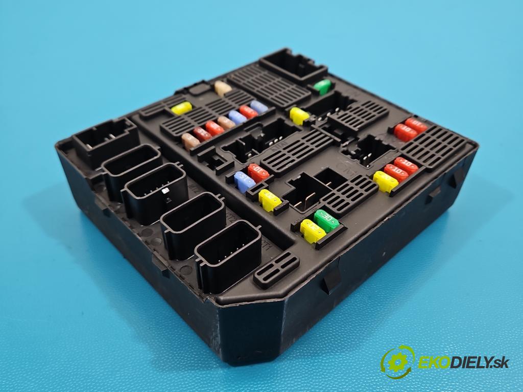 Renault Scenic III 2009-2016 1.5 dci 95 HP manual 70 kW 1461 cm3 5- riadiaca jednotka ostatné 284B64544R