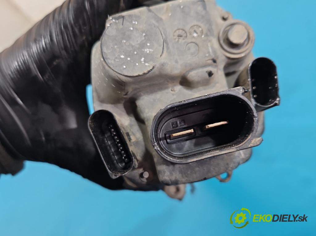 Skoda Octavia III 2013- 2.0 tdi 150 HP manual 110 kW 1968 cm3 5- Ozubené kolo: volant 7802277689