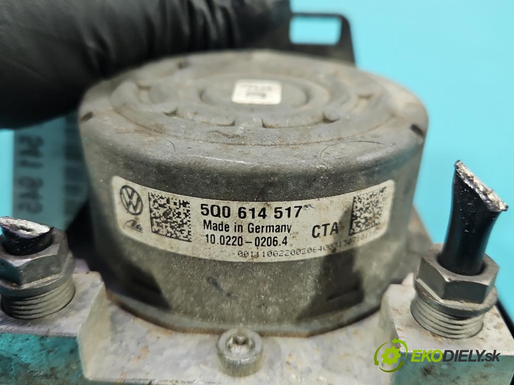 Skoda Octavia III 2013- 2.0 tdi 150 HP manual 110 kW 1968 cm3 5- čerpadlo abs 5Q0614517 (Pumpa ABS)