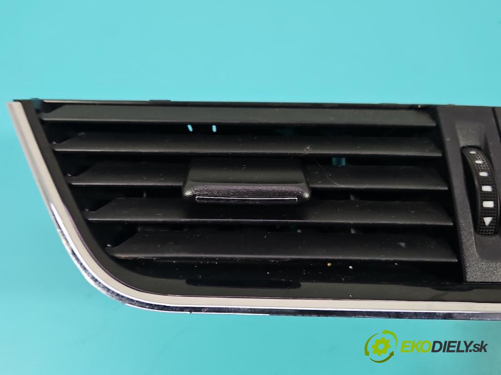 Skoda Octavia III 2013- 2.0 tdi 150 HP manual 110 kW 1968 cm3 5- Mřížka: kúrenia stredová 5E0820951A (Mriežka kúrenia (fukár))