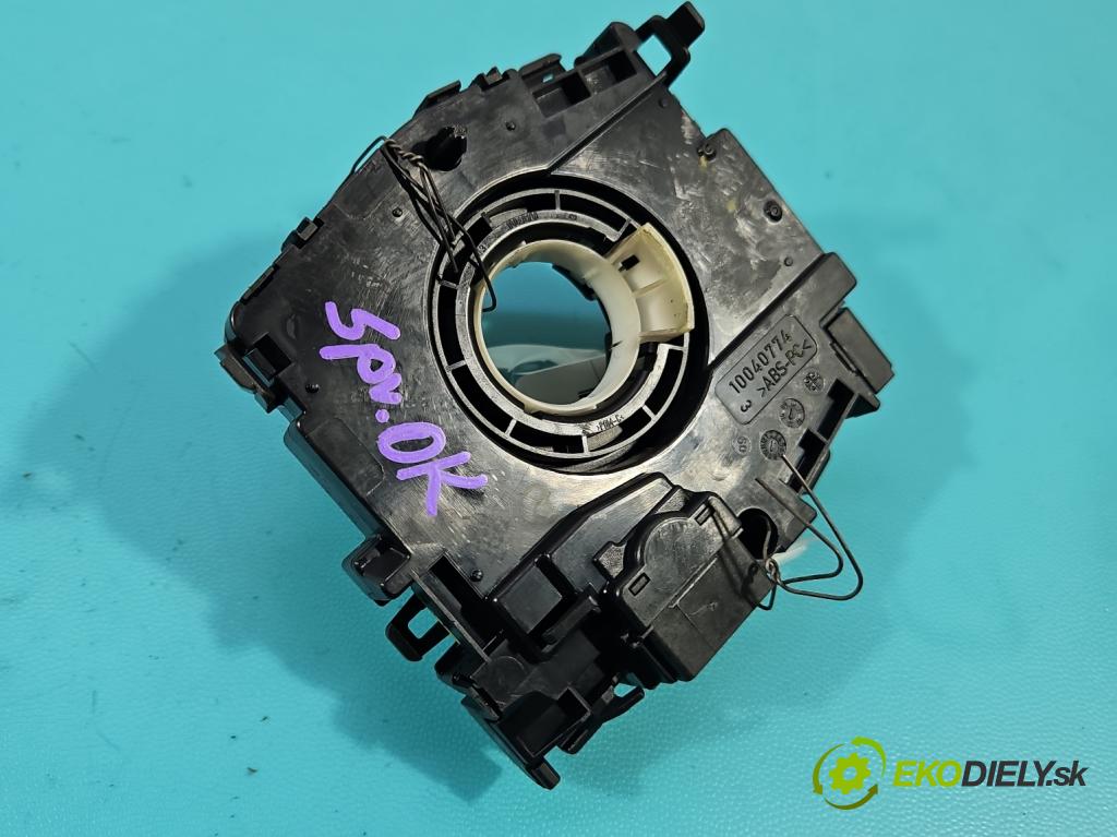 Skoda Octavia III 2013- 2.0 tdi 150 hp manual 110 kW 1968 cm3 5- Páska: airbag 10040774 (Airbag)