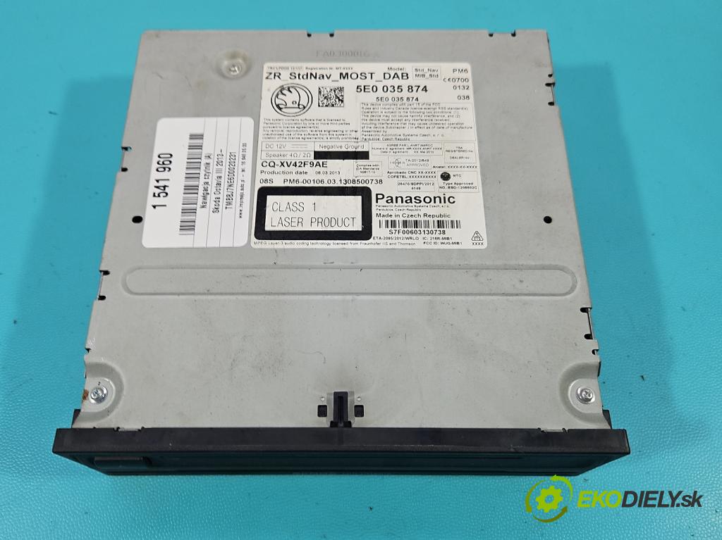 Skoda Octavia III 2013- 2.0 tdi 150 HP manual 110 kW 1968 cm3 5- Navigácia: čítačka 5E0035874