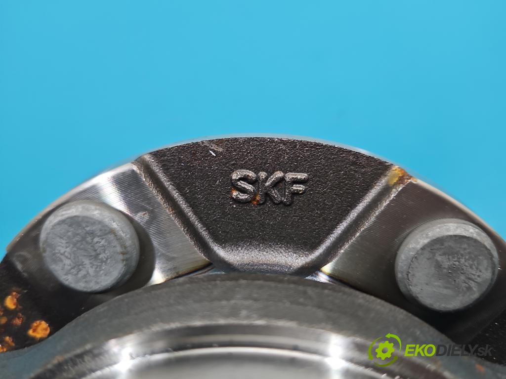 Nissan Murano Z50 2003-2008 3.5 V6 234KM automatic 172 kW 3498 cm3 5- náboj levé  (Náboj kola)