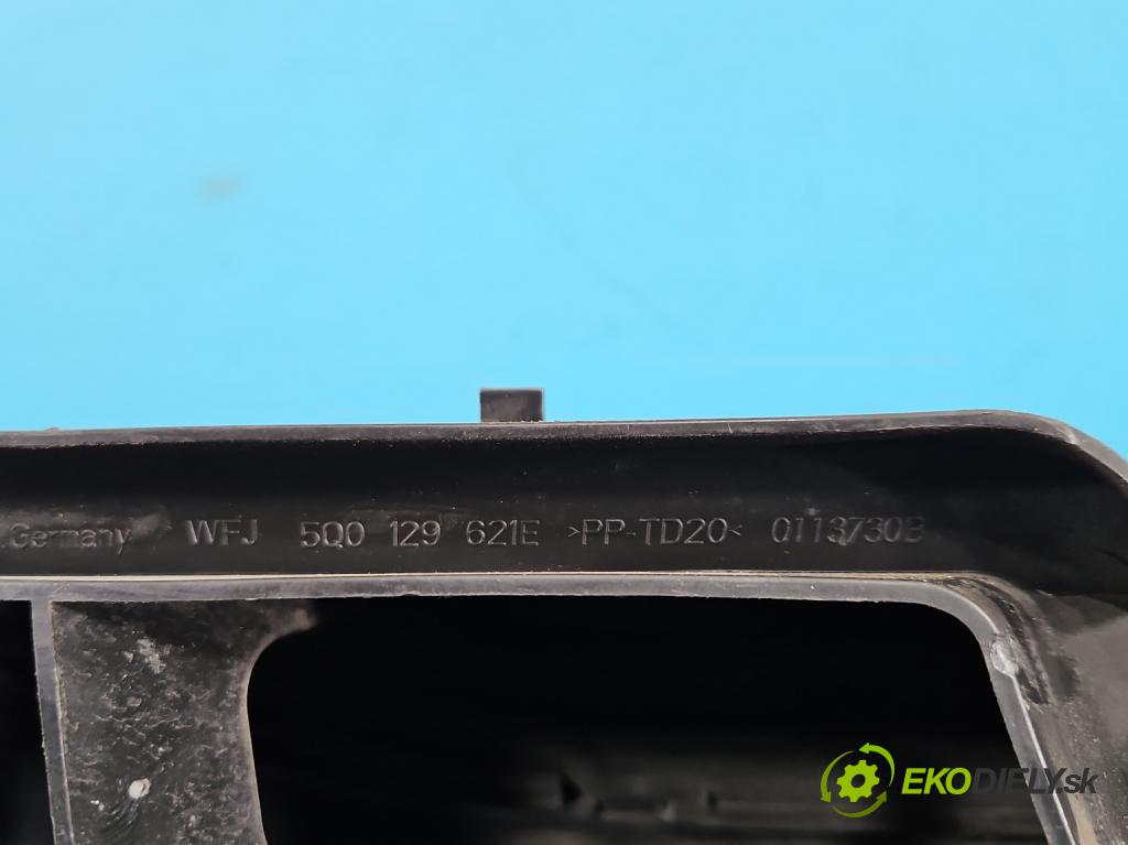 Skoda Octavia III 2013- 2.0 tdi 150 hp manual 110 kW 1968 cm3 5- Vstup: vzduchu 5Q0129621E