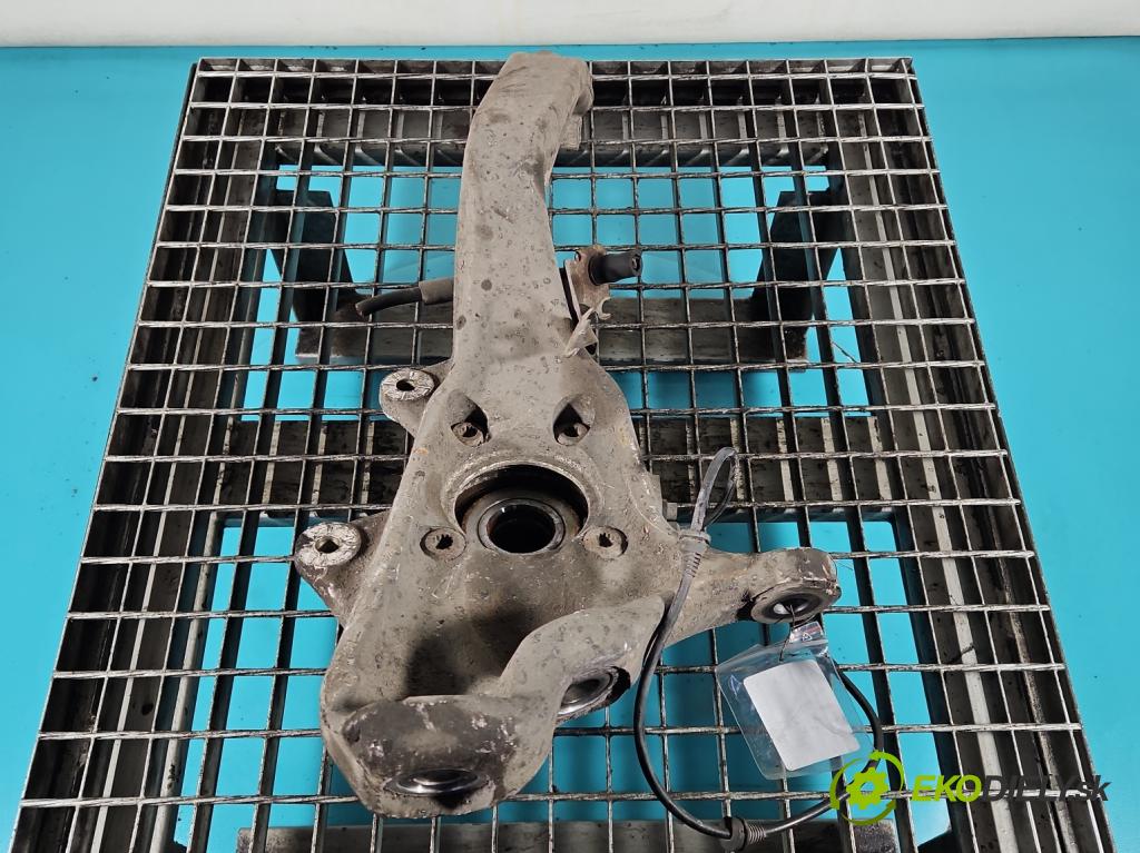 Bmw X6 E71 2007–2014 3.0d 306KM automatic 225 kW 2993 cm3 5- náboj ľavé 6773783 (Náboj kolesa)