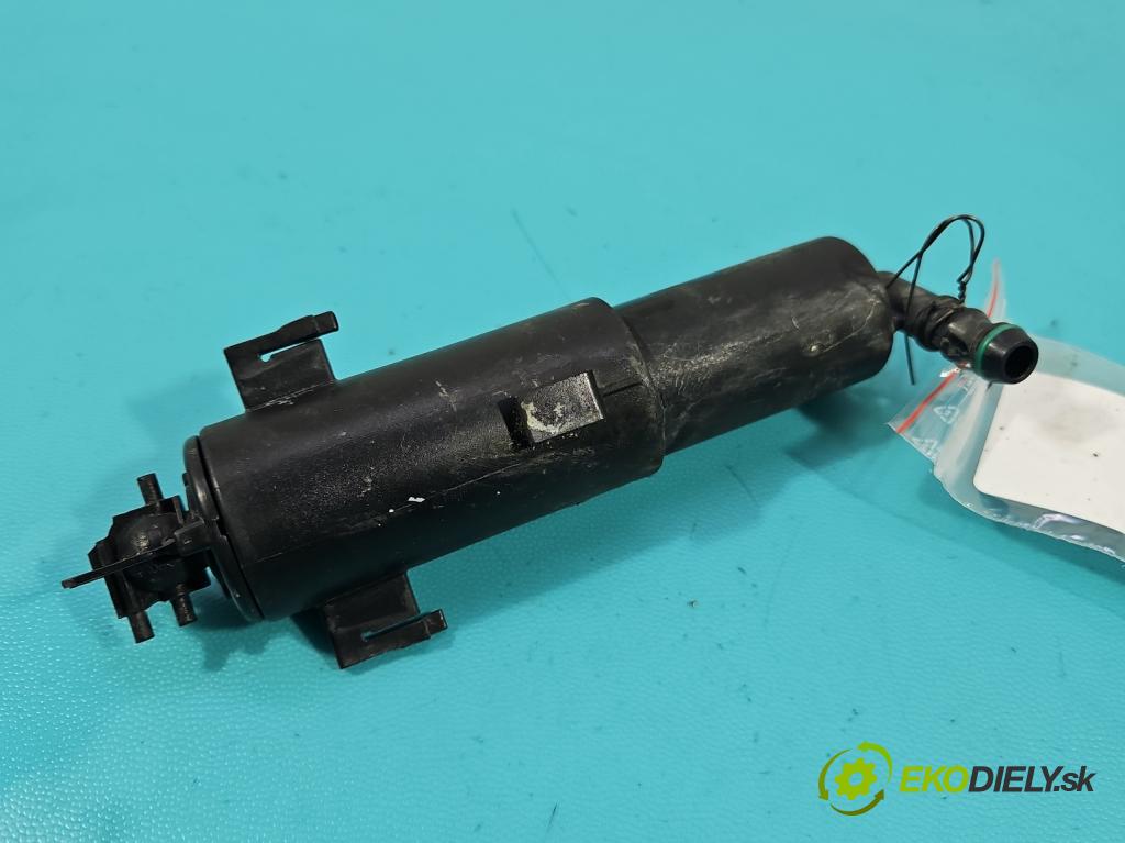 Bmw X6 E71 2007–2014 3.0d 306KM automatic 225 kW 2993 cm3 5- ostrekovač reflektor: ľavý 7223059 (Motorček ostrekovačov)