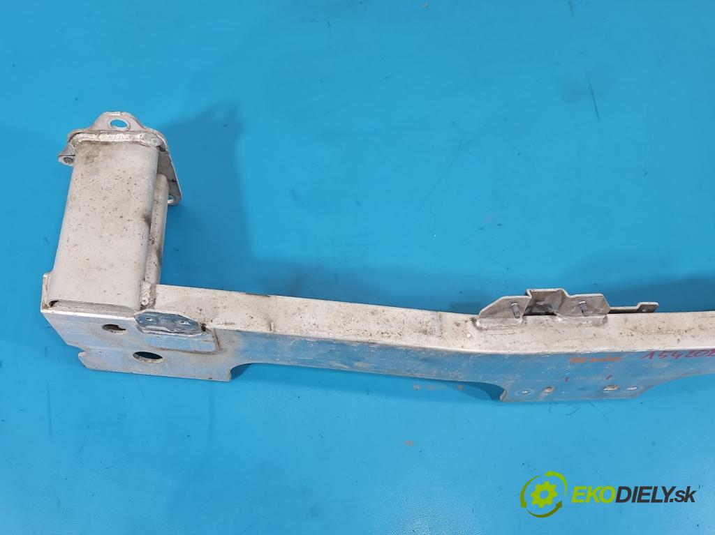 Peugeot 2008 II 2019- 1.2 12V 131 HP automatic 96 kW 1199 cm3 5- výstuha nárazník predné 9826115680