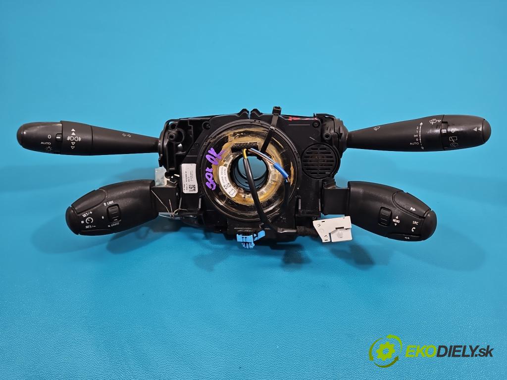 Peugeot 5008 I 2009-2017 1.6 hdi 111KM manual 82 kW 1560 cm3 5- prepínač komplex: 96773911XT (Prepínacie páčky pod volantom)