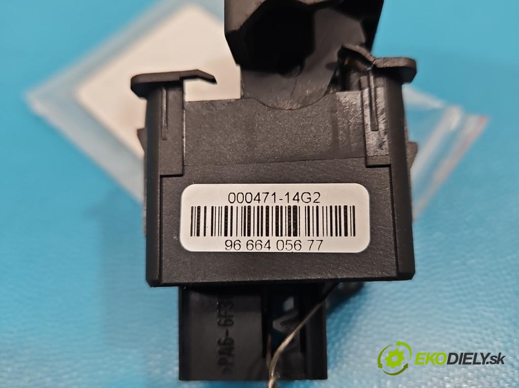 Peugeot 5008 I 2009-2017 1.6 hdi 111KM manual 82 kW 1560 cm3 5- prepínač brzda: ručný 9666405677 (Prepínacie páčky pod volantom)