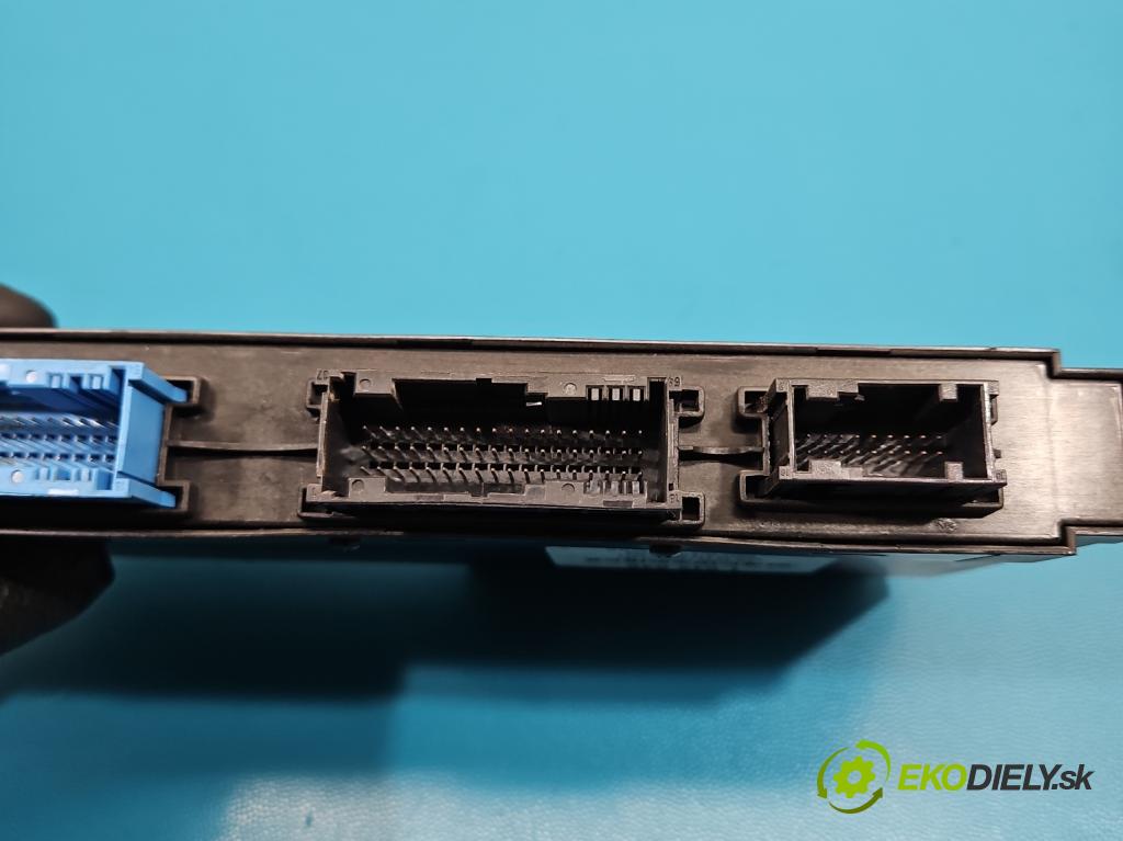 Bmw X6 E71 2007–2014 3.0d 306KM automatic 225 kW 2993 cm3 5- riadiaca jednotka komfortu 9247465