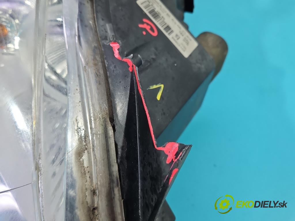 Peugeot 5008 I 2009-2017 1.6 hdi 111KM manual 82 kW 1560 cm3 5- Reflektor: pravý 9682519080 (Svetlo predné pravé)