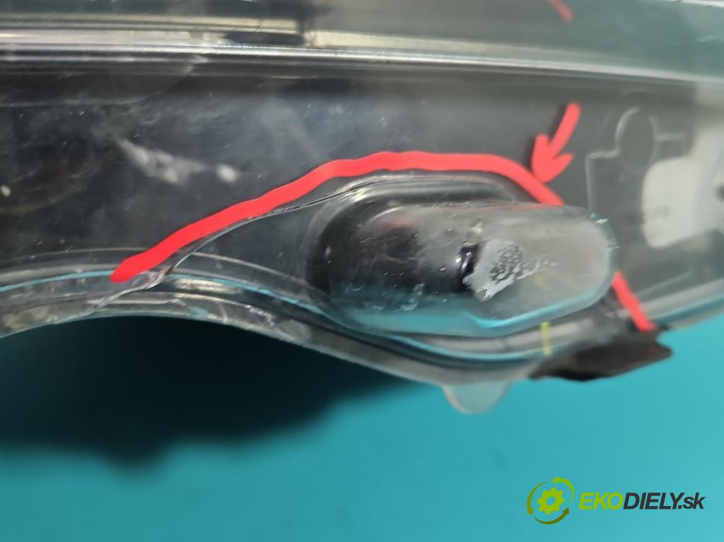 Peugeot 5008 I 2009-2017 1.6 hdi 111KM manual 82 kW 1560 cm3 5- Reflektor: pravý 9682519080 (Svetlo predné pravé)