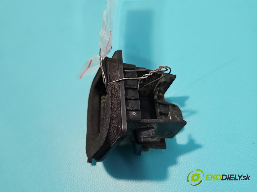 Peugeot 2008 II 2019- 1.2 12V 131 HP automatic 96 kW 1199 cm3 5- Rukojeť: ostatné M0U023700