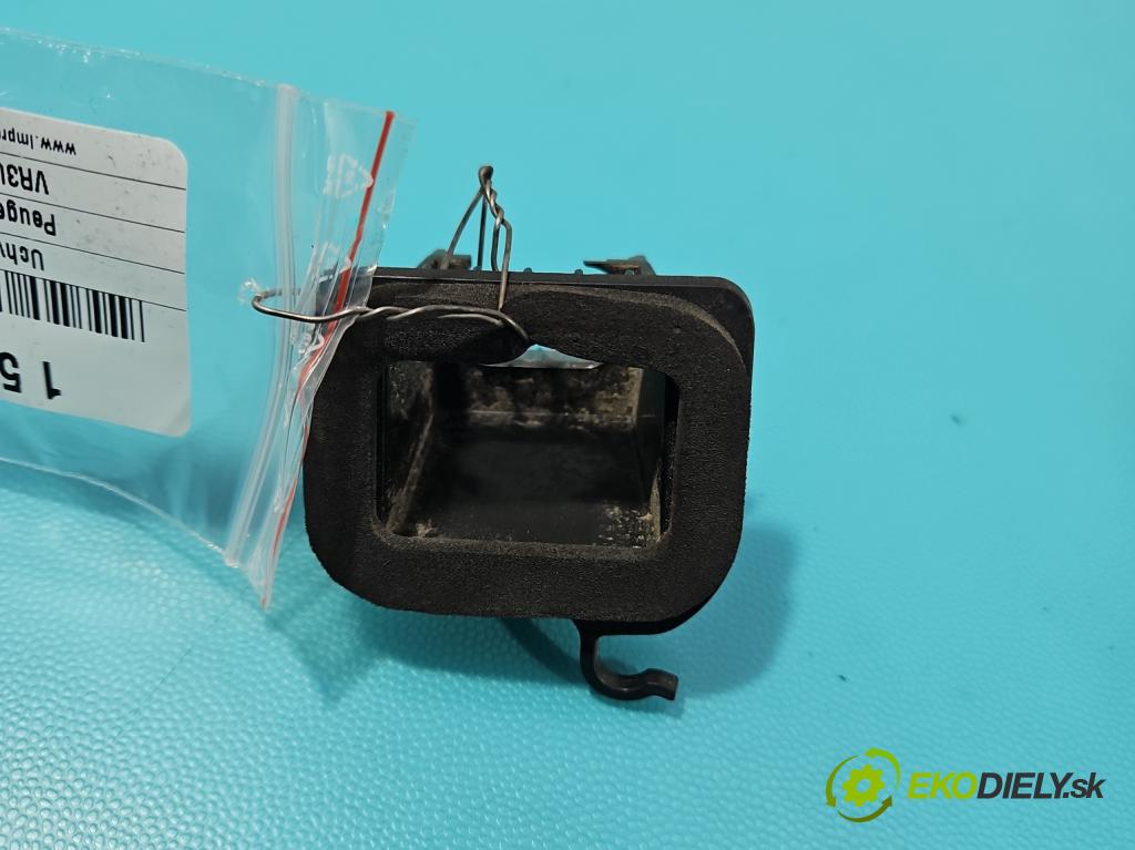 Peugeot 2008 II 2019- 1.2 12V 131 HP automatic 96 kW 1199 cm3 5- Rukojeť: ostatné M0U023700