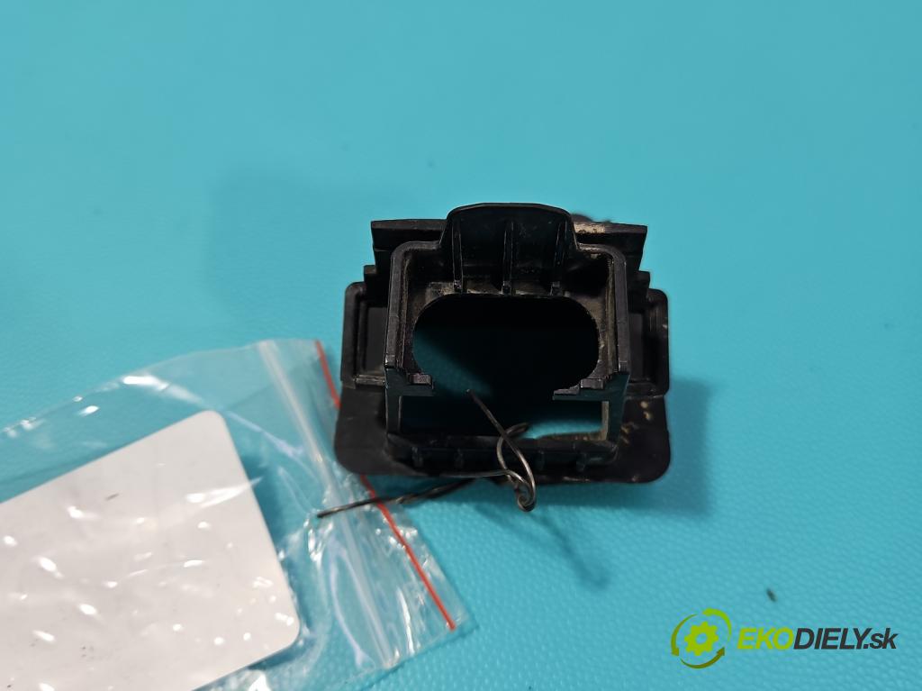 Peugeot 2008 II 2019- 1.2 12V 131 HP automatic 96 kW 1199 cm3 5- Rukojeť: ostatné M0U023700