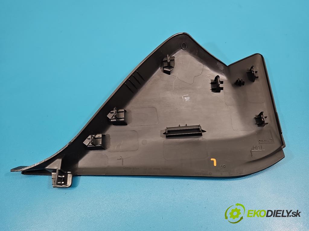 Peugeot 2008 II 2019- 1.2 12V 131 HP automatic 96 kW 1199 cm3 5- kryt plast 9825950880