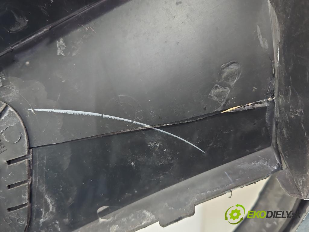 Bmw X6 E71 2007–2014 3.0d 306KM automatic 225 kW 2993 cm3 5- blatník predné pravý  (Kľučka dverí ostatné)