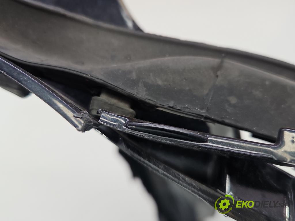 Bmw X6 E71 2007–2014 3.0d 306KM automatic 225 kW 2993 cm3 5- blatník predné pravý  (Kľučka dverí ostatné)