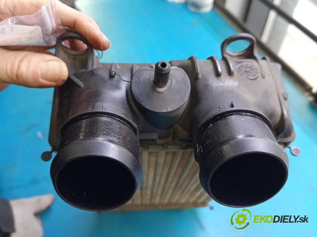 Peugeot 2008 II 2019- 1.2 12V 131 HP automatic 96 kW 1199 cm3 5- Intercooler 9824742280 (Intercooler (chladič nasávaného vzduchu))