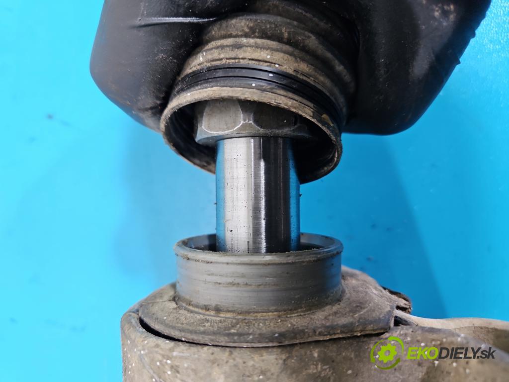 Vw Passat B6 2005-2010 2.0 tdi 140 HP automatic 103 kW 1968 cm3 4- Ozubené kolo: volant 3C1423051J