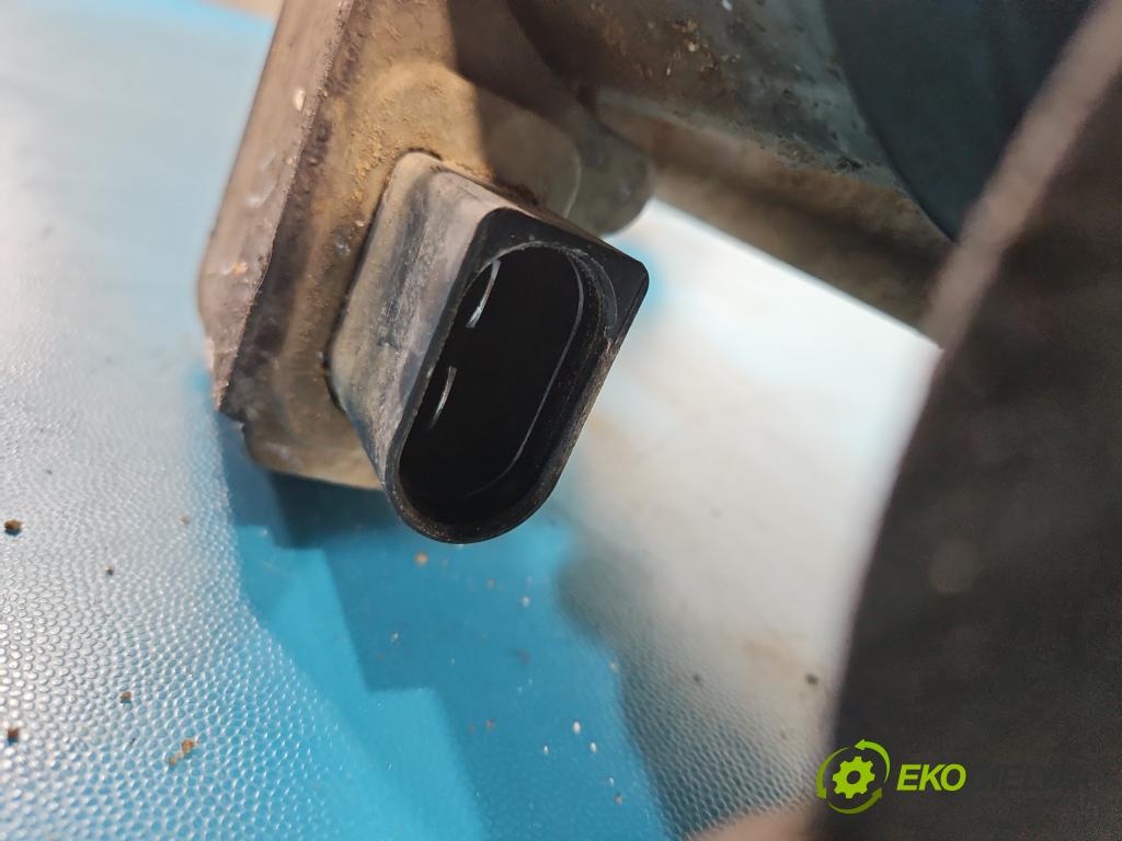 Vw Passat B6 2005-2010 2.0 tdi 140 HP automatic 103 kW 1968 cm3 4- Ozubené kolo: volant 3C1423051J