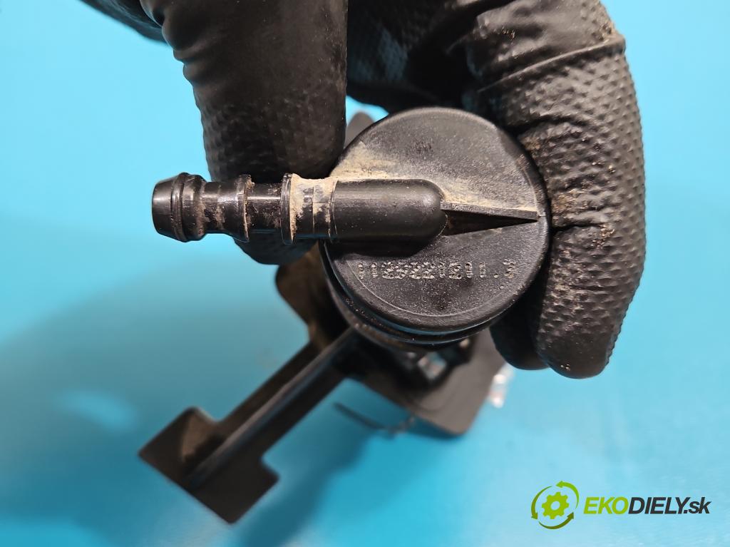 Opel Zafira B 2005-2014 1.9 cdti 150 HP manual 110 kW 1910 cm3 5- ostrekovač reflektor: ľavý (Motorček ostrekovačov)