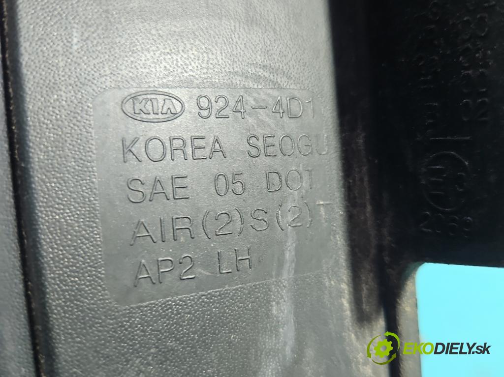 Kia Carnival II 2005-2014 2.9 crdi 185 HP manual 136 kW 2902 cm3 5- svetlo / reflektor zadné ľavé 924-4D1 (Kľučka dverí ostatné)