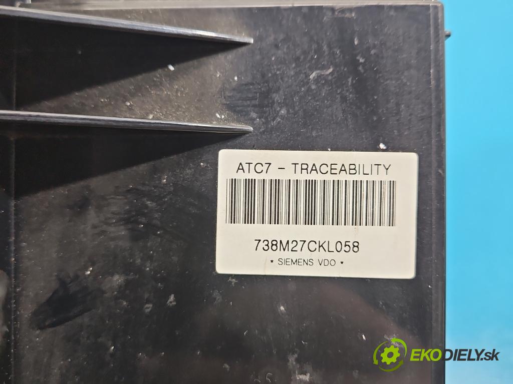 Kia Carnival II 2005-2014 2.9 crdi 185 hp manual 136 kW 2902 cm3 5- palubní deska panel topení 972 50-4D550