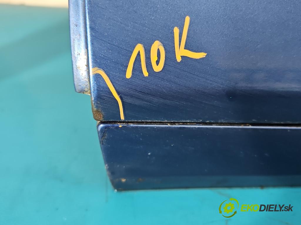 Audi A3 8P 2003-2012 2.0 tdi 140 hp manual 103 kW 1999 cm3 5- dveře přední levé  (Klika dveří ostatní)