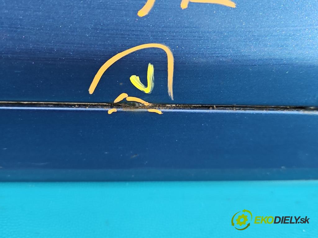 Audi A3 8P 2003-2012 2.0 tdi 140 hp manual 103 kW 1999 cm3 5- dveře přední levé  (Klika dveří ostatní)