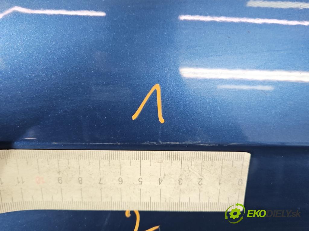 Audi A3 8P 2003-2012 2.0 tdi 140 hp manual 103 kW 1999 cm3 5- dveře přední levé  (Klika dveří ostatní)